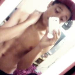 Pra que drogas se tem Doces musica e Games :3