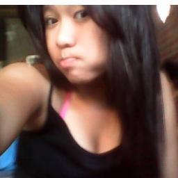 perempuan polos tapi caNTIK 
gak keren cuMa KECE  haha:D