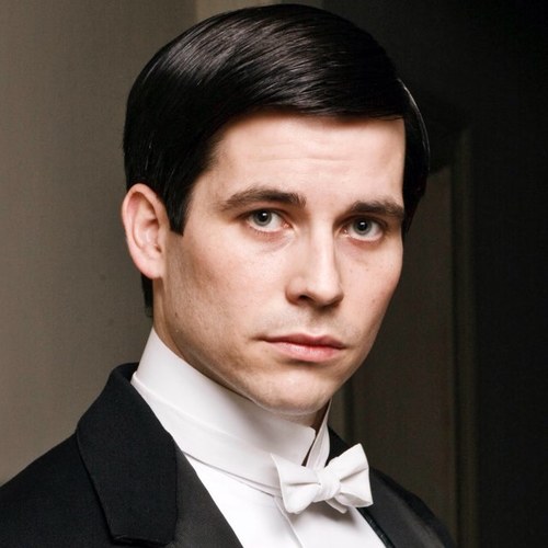 Always the faithful servant to @MBamatabois and @MmeBamatabois. Inquistive. Independent. And above all, a charming M'sieur. #LesMisLand [RP]