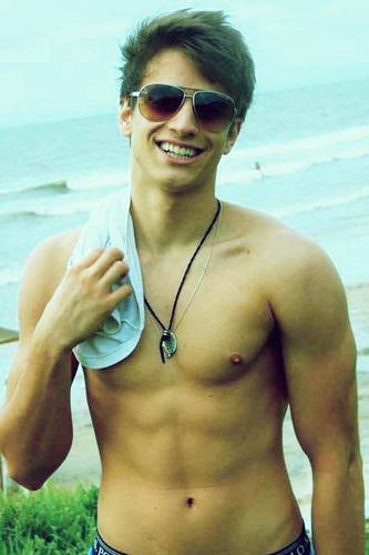 Hello my friends! I like to enjoy my life a lot! I hope you like my profile (: