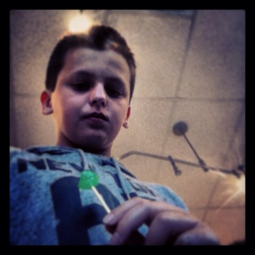 HeyItzBrett's profile picture. 