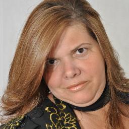 Esposa, simples, sincera, adoradora e contora;   CONTATOS E CONVITES 21 2687-1071 / 7649-8805 / 9109-2233 email cantoraivanildaoficial@hotmail.com