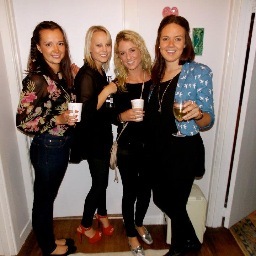 ElleBrier's profile picture. 