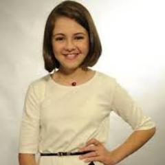 sou fã da klara castanho ela é d+ pra mim adoro ver ela na tv eu espero um dia conhecer la pessoal mente klara castanho sou seu super fã te amo.