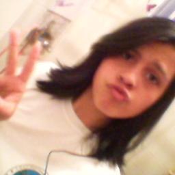 ,soou uma meninaa noormal,veerdadeiira ee aciimaa dee tudoo FELIZ ((: