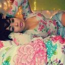 Lora Banks  - @Popxcorn_xoxo - Twitter