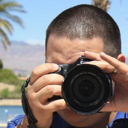 Technical Architect by day, photography enthusiast by night. Proud papa at all times. WARNING: Consumer of twitter, don't expect many tweets.