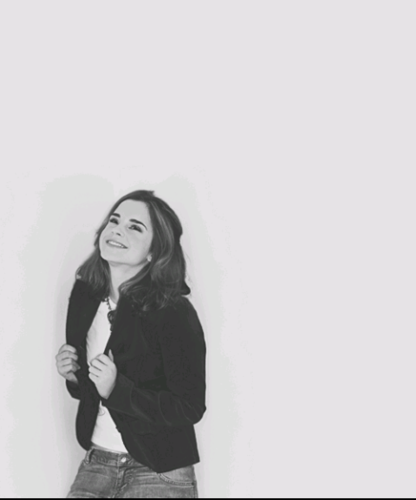 Student in Ravenclaw. In my fifth year. Want to be an Auror when I'm older.