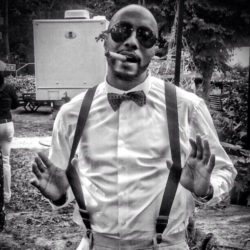 Jet Setter, Cigar Aficionado, Connoisseur of fine Spirits & women ♓ @handsome_gram @liquidloungeWV ig