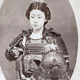 EmiTakahashi1's profile picture. Curious,art + science lover.