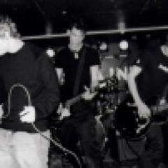 Duffus were a Pop Punk band from Nottingham 2000- 2005. @BenDeacon @elliotTheHush @TheHushAndy Tom Kirk 
We would love to hear from you if you remember