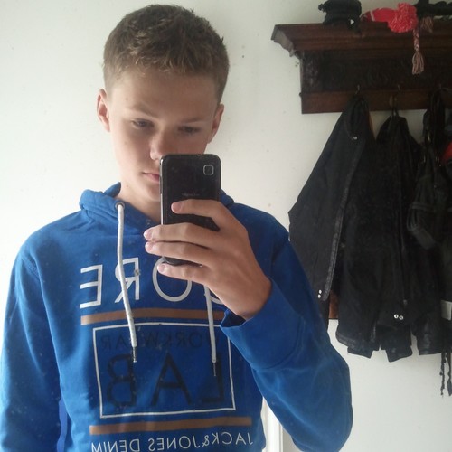 ajax / voetbal / ps3 / obc huissen / twitter/ gendt / HB2C/C4/Bayern Munchen
