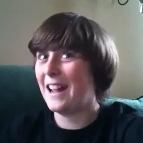 MissingiTr3vor's profile picture. We miss the old Trevor aka iTr3vor♡