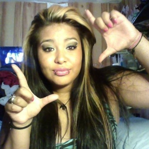 MichelleNava8's profile picture. 