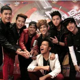 Fansbase baru :) bantu promotenya :) | keep support @SMASHindonesia :) #we #heart #you | #folback just mention :) #we #are #smashblast