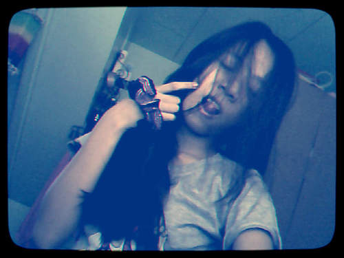 Singer sa banyo~ Dancer sa kwarto~ Model sa salamin, Well that's me. 

Follow my othr acc. @Asdfghjklaalaa