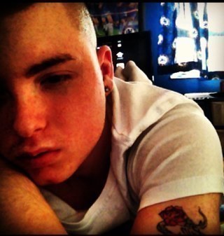 Insta - deewbu | follow back | facebook - daniel cm king | inbox for bb pin.