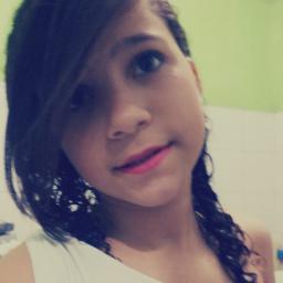 ' Eu sorrio bonito e deixo os outros querendo sαber o segredo que me fαz feliz; XD