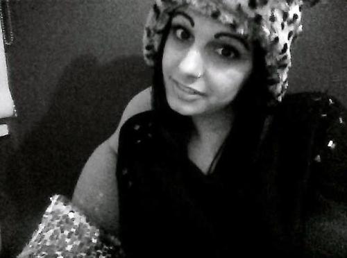 enjoy the little things in life, one day you'll look back and realize they were the big things. ♥ - i follow back :-)