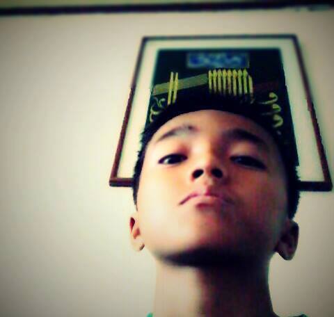 fznandj's profile picture. Namanya fauzan muhajir, account ke-2 setelah @fmfmuhajir