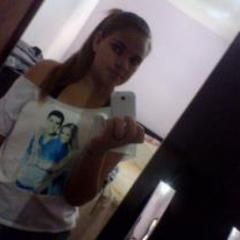 Eu quero amor, eu quero amar só pra gente se encontrar, pintou paixão♪ Sou Muitoo Fã de @mceroficial é Irmã da @NaahAlmeida :) Teamo Meu Amr Carlinhos' ♥