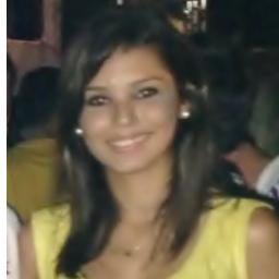 Tudo vale a pena quando tem Amor.