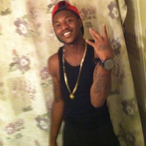 IDONTCHASEPOOTS's profile picture. 