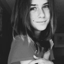 SecrettScarlett's profile picture. Do what makes you happy, be with who make you smile, laugh as much as you breathe, love as long as you live. | @RayWJ FOLLOWS! —