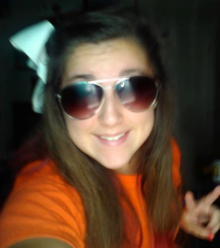 emli_bernard's profile picture. Livin life and lovin it!! :) Mahomie for Life :D  Follow me!!