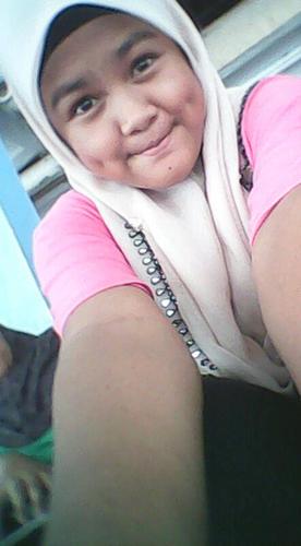 Hi ! Follow me maybe ? Ain Asyiqin | 12 | Shah Alam ... You follow ... I'll follow back :) UPSR !!!