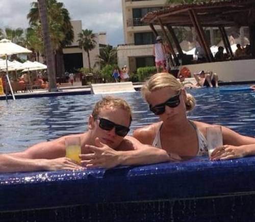 hey_itsfranklin's profile picture. stop. collaborate. listen.