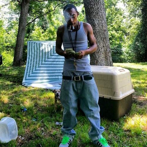 I stay n my own lane fucCn wit a #GCircle dat u could neva fucC with. Follow me on IG Street_runna936.  #N$G  #RIPSQUEEKY