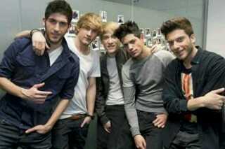 1DAurynAbraham's profile picture. Cuenta dedicada a: One Direction, Auryn, Abraham Mateo y Little Mix//Amante del Real Jaen FC//Si me sigues, te sigo :)