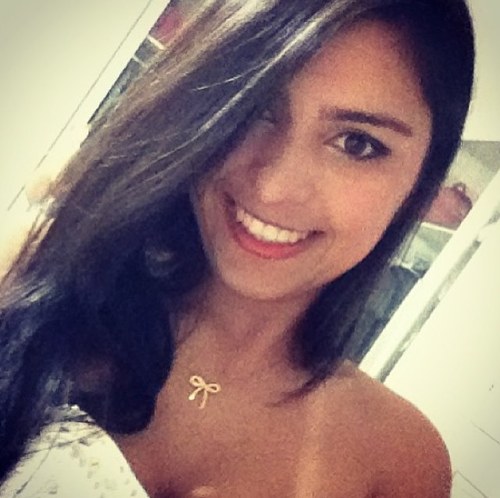 ''Feita pro amor da cabeça aos pés...''
