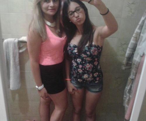 ¿perfecta? No, pero si soy la chica por la cual te enamorastes y aunque te duela no la puedes olvidar! ~Vive y deja vivir~