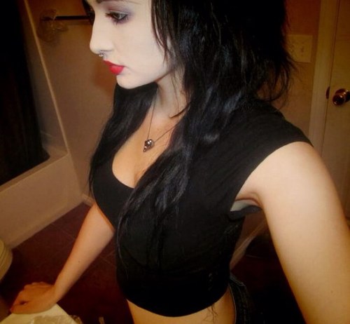 Las Vegas. 17teen forever. wahwahwah every1 hates me~