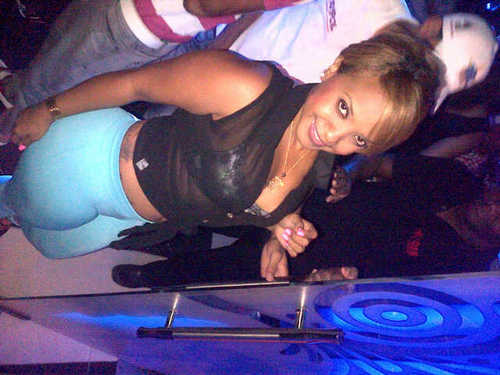 Lic Comunicacion Social, Esposa de @Drarielt, #FansLebronJames, Acuariana, Liceista desde Chiquitica, I♥Chocolat, #SuperFeliz ☺