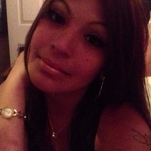 Itzj0j0Bitchez's profile picture. Give me something to fall head over heels for and maybe i will