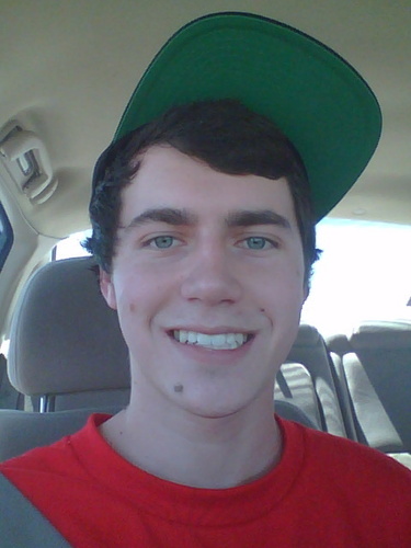 EricValadez66's profile picture. 19