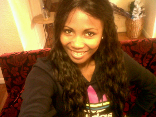 Smiley is my 2nd name, I'm not fully dressed without that Smile...my heart's secret lies on that! Soulful and passionate lady with fine taste in musiq +Godfearn