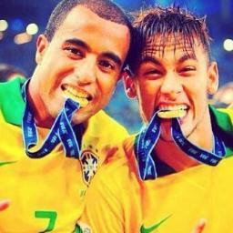 Em quantas vidas eu viver, em todas vou amar você. ❤ @Njr92