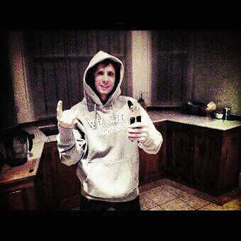 DommehHowardFan's profile picture. #MUSER Join this fanbase if you love Muse and if you love Dommeh. #FollowBackMusers