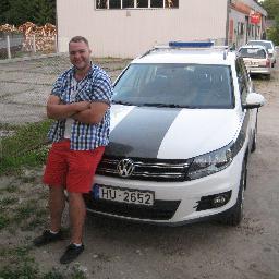 alvic_c's profile picture. 