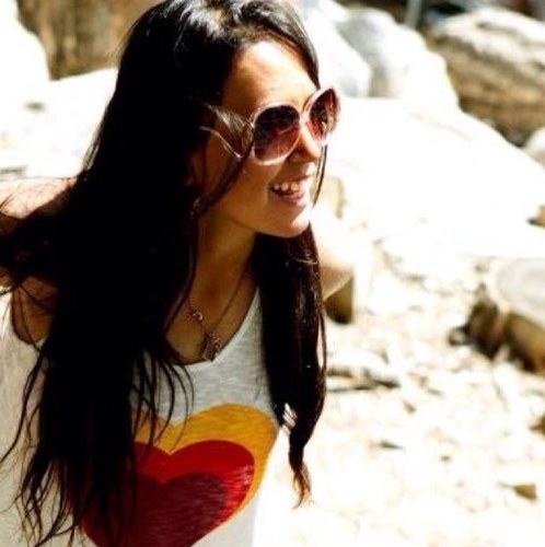 anajavierq's profile picture. Innovación,emprendimiento, ciudades/bosques escenarios para explorar la magia de vivir y la belleza del asombro. Siempre en búsqueda de historias, ojalá #Patos