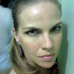 *** A MÃE DE MARIA CLARA. 
Cristã, natalense, estudante de enfermagem, feliz com o que já tenho mas buscando o que ainda falta.