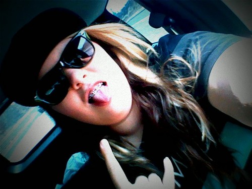 Simpsonizerlve's profile picture. Hey my names Caitlin but i go by Caitie im a SimPsonIz3r & DiReCtIoNeR 4 life and im 13 years young!!! P.S.if u follow me ill follow u back!