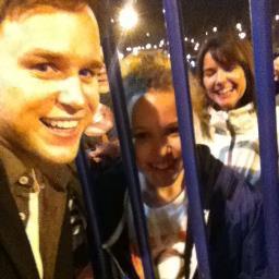 In case you didn't know I love @ollyofficial! forever and always, billions and trillions!-please don't let me go.