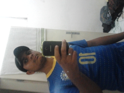 Fale mal mas fale de mim