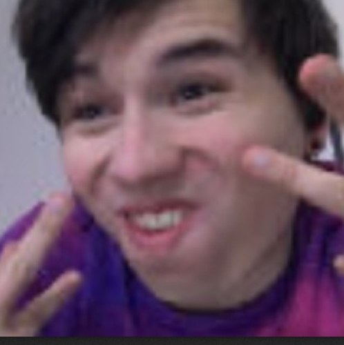 I'm Carrington! I wish i lived in the UK!❤❤❤ I'm a #danosaur and a #phillion! I'll follow back ❤ *former dan clone* #AlwaysHereForPhamily always available to DM