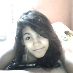 =)é bom amar 
mais é muito mais melhor ser amada
´´laureny marques´´
          LOVE